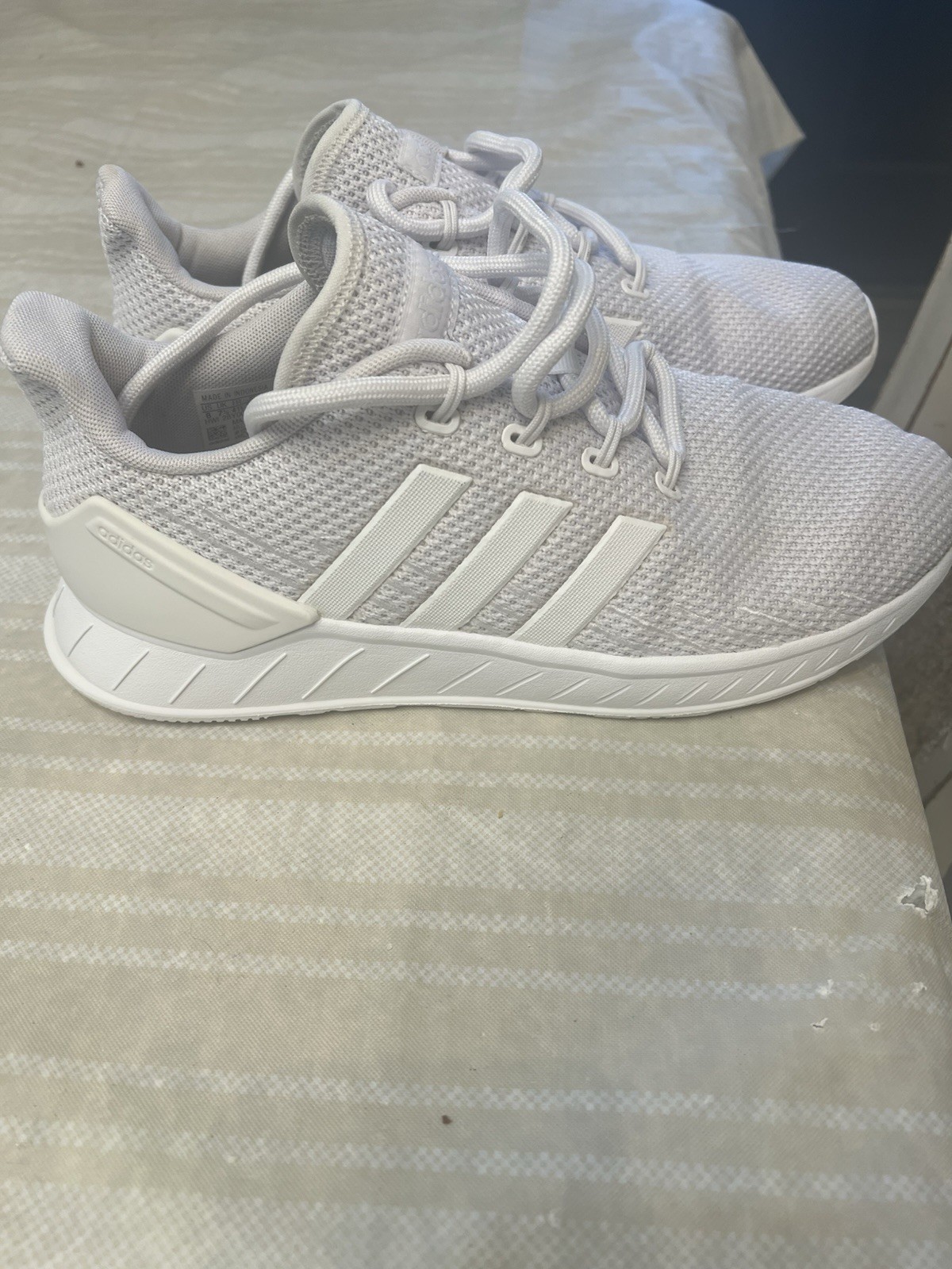 White Men’s Adidas Size 8