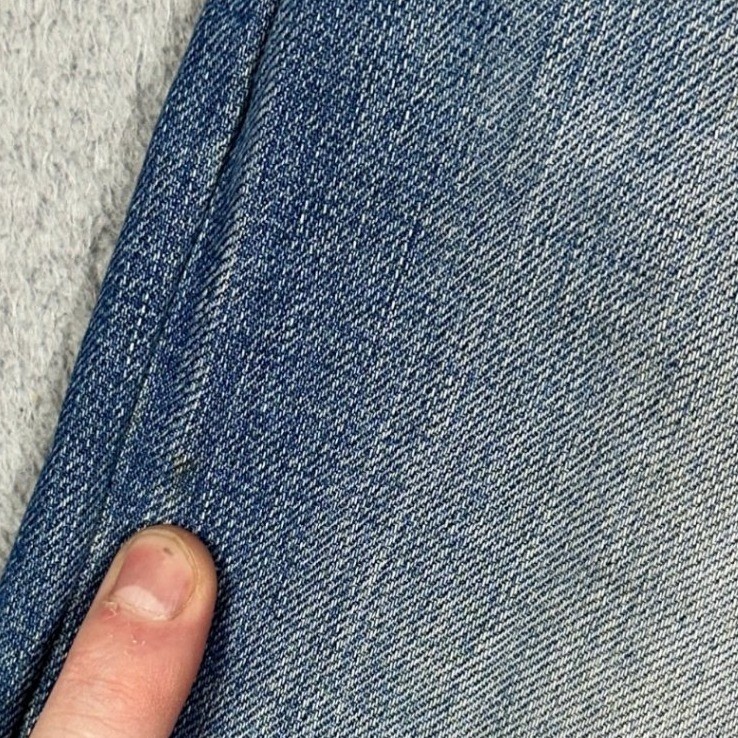 Diesel Jeans Mens 32X32 Blue Larkee-Relaxed Comfort-Straight Distressed Denim