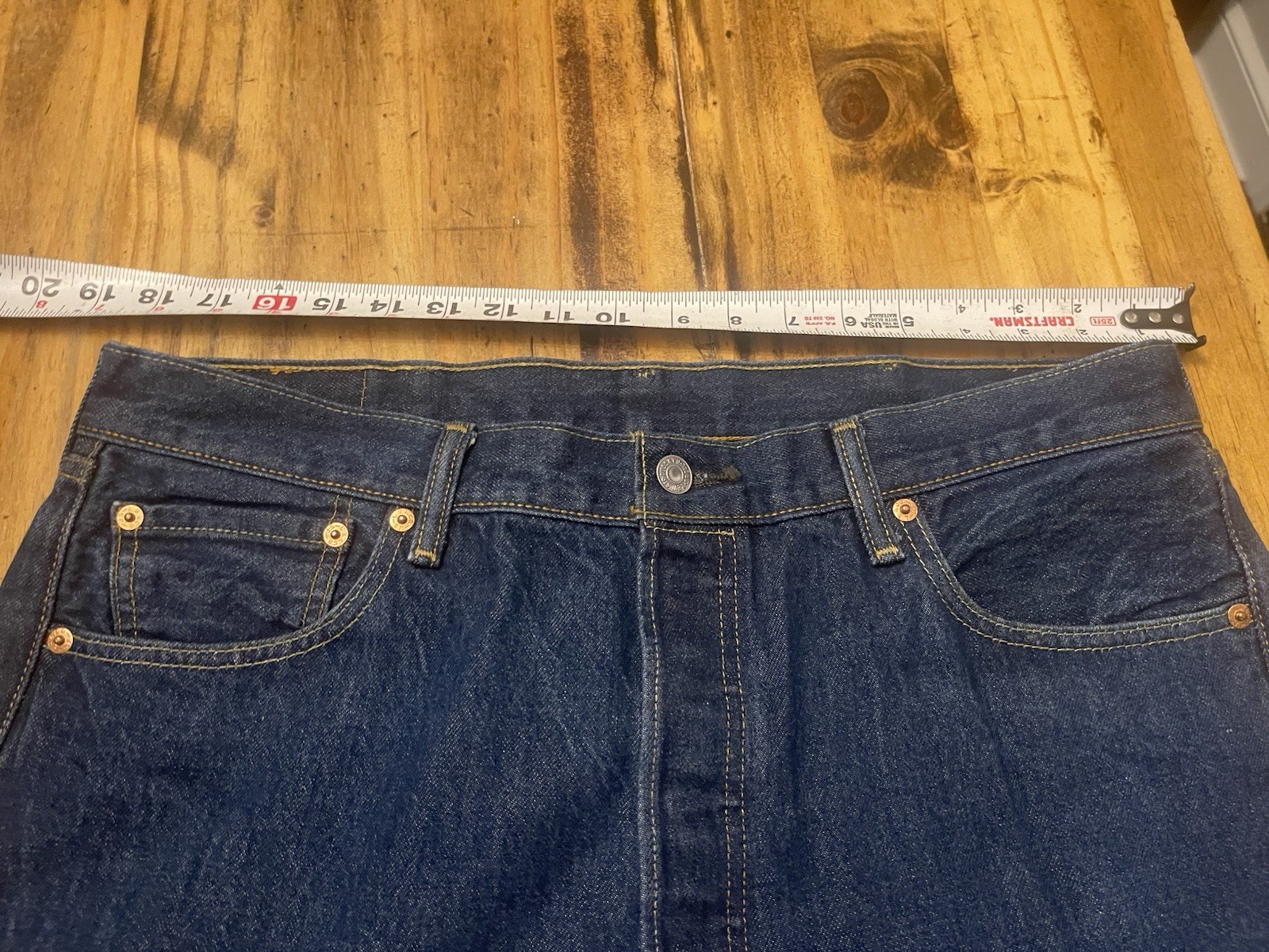 Levis 501 Regular Fit Mens Size 38X30 Button Fly Dark Denim Jean 00501-0000