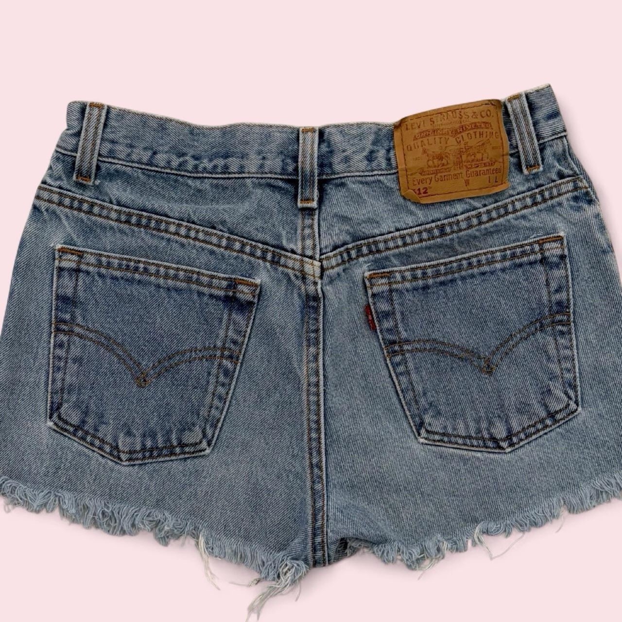 Levi’s Vintage 512 Slim Denim Mom Shorts Size 7/24