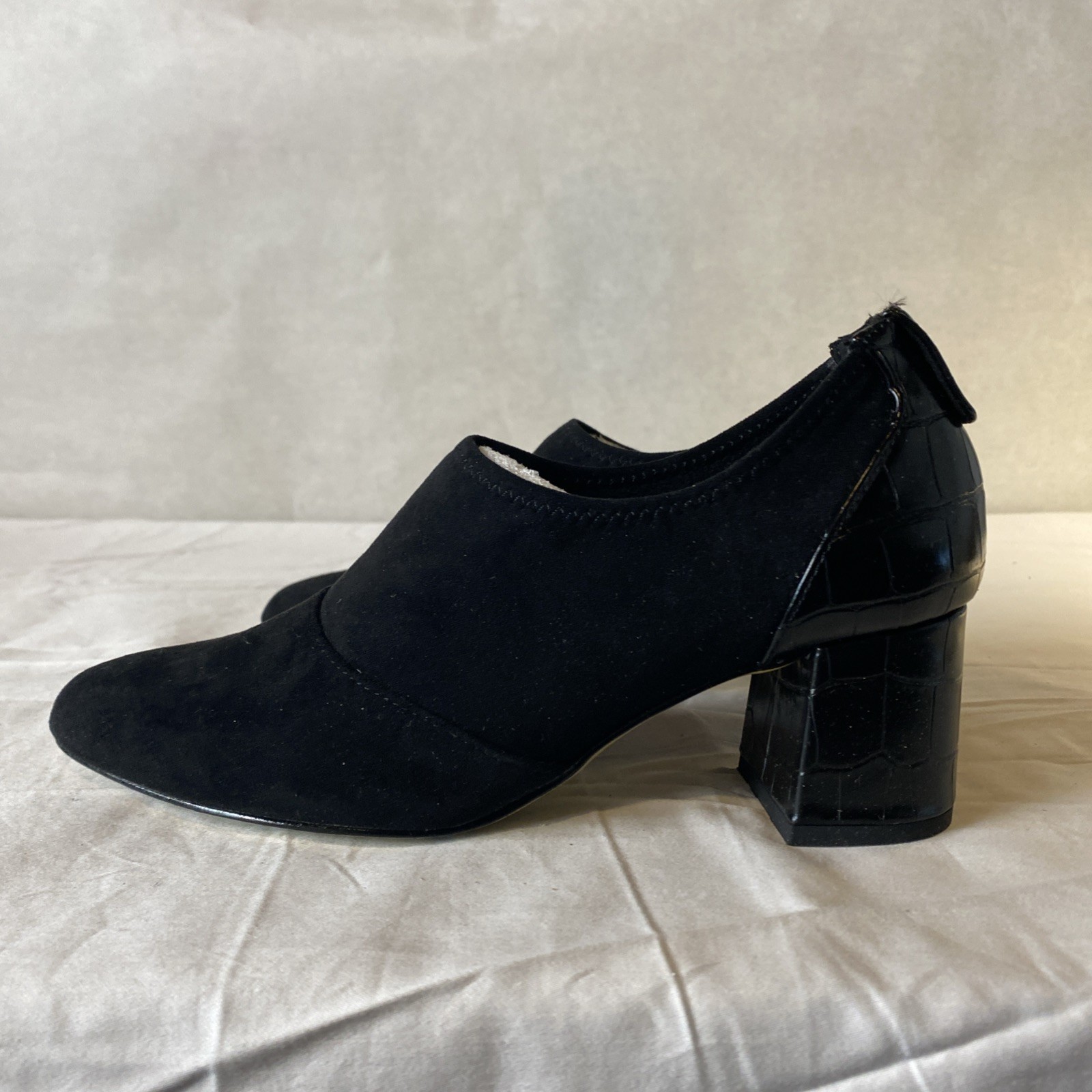 bella vita caraway 5.5 women mule Black New