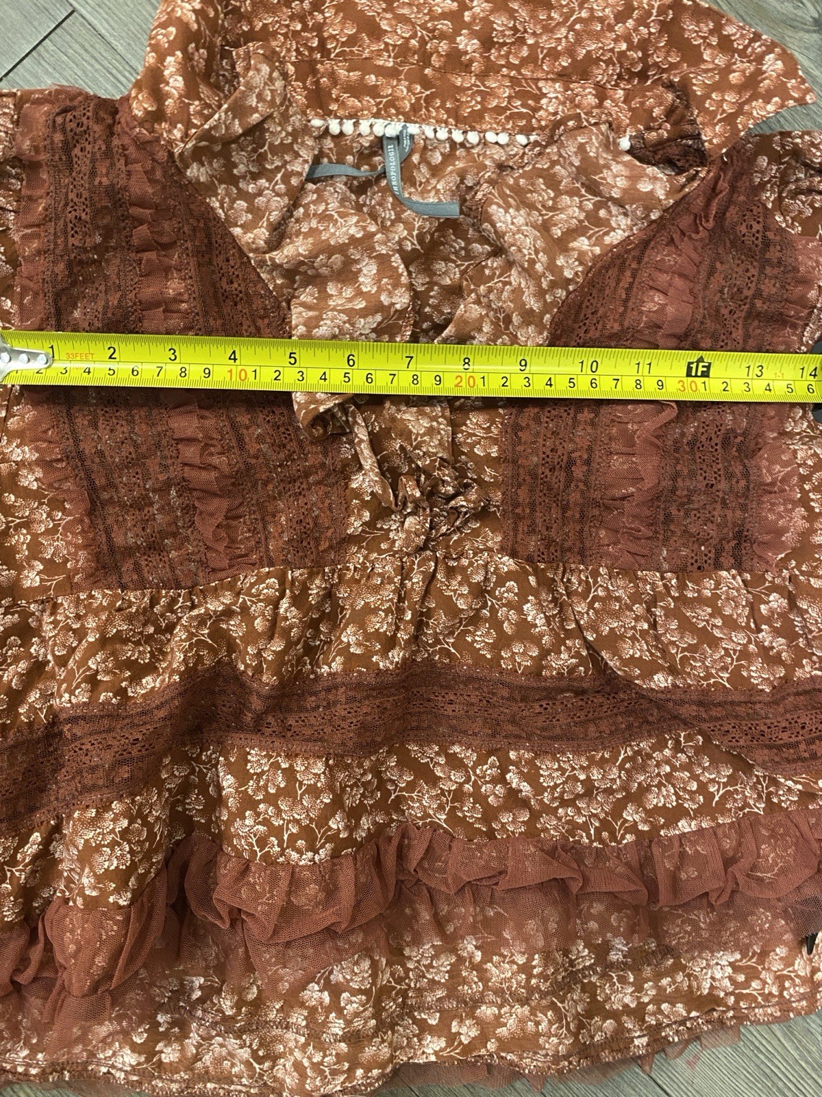 Anthropologie Ruffled V-Neck Popover Blouse Terracotta Red Motif Med OB1866645