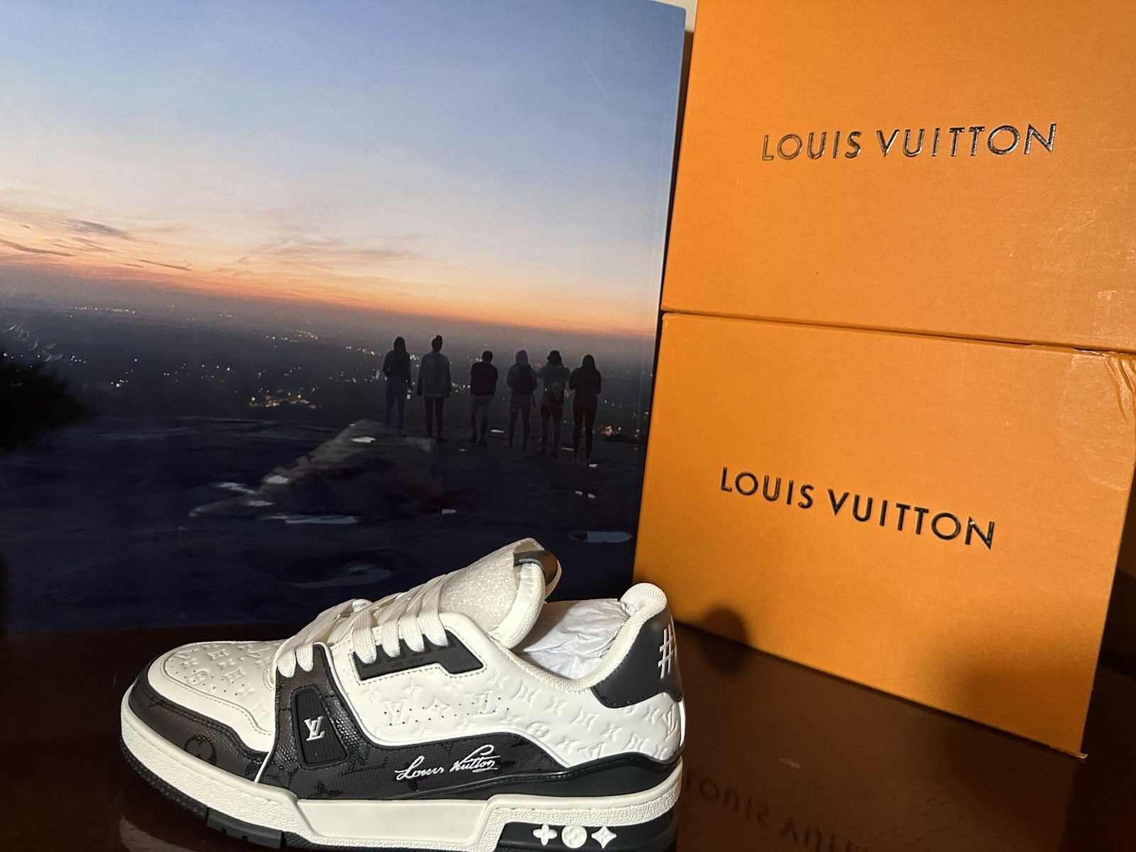 Louis Vuitton White/Black Low-Top Lace-Up Athletic Sneakers Monogram Logo New