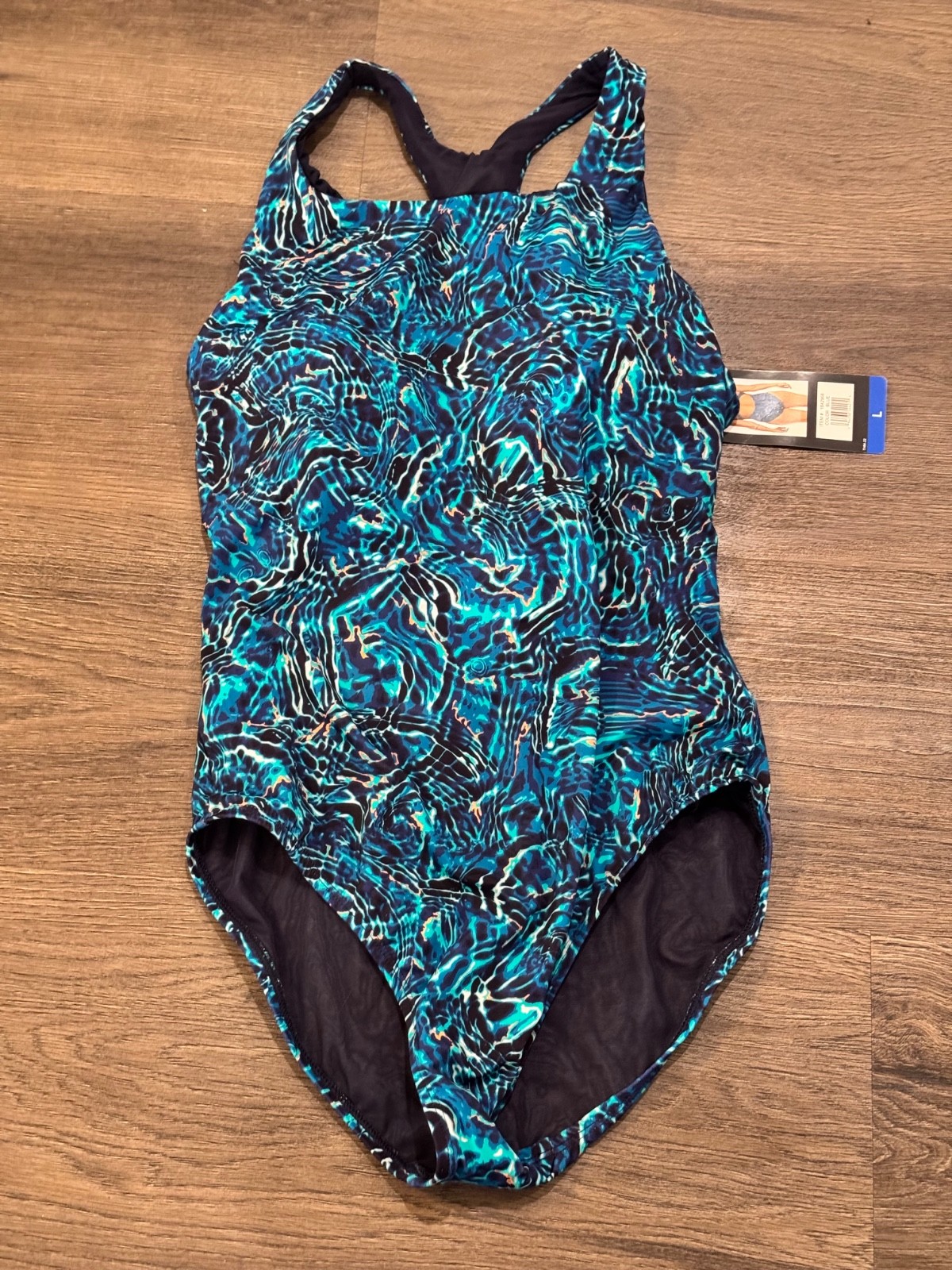 Women’s size Large TYR 1 piece swimsuit- NWT