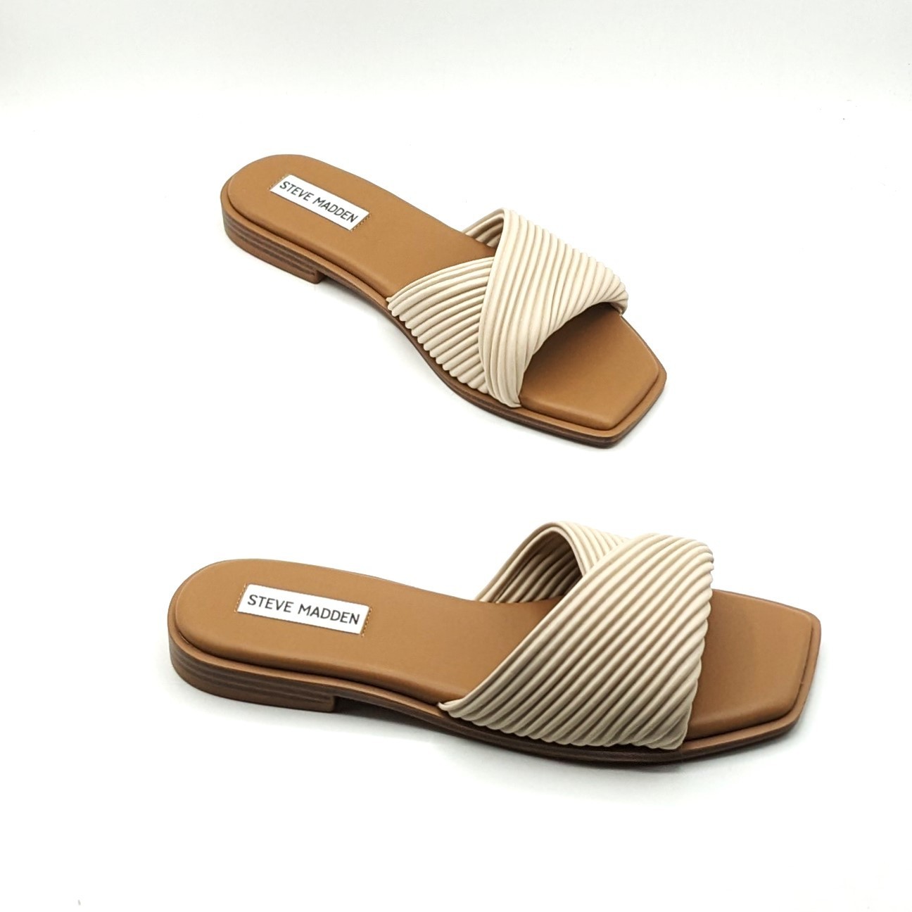 Steve Madden “LIMITT” Women’s Textured Cris-Cross Flat Mule Sandal (Bone) – NEW