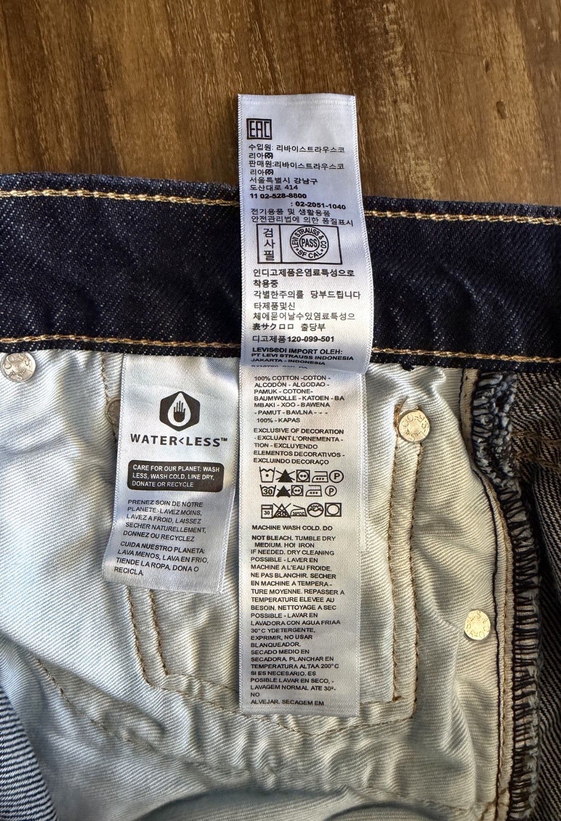 Levi’s Premium 501 Original STRAIGHT LEG Jeans Men 34×30- Blue 00501-1484 NWT