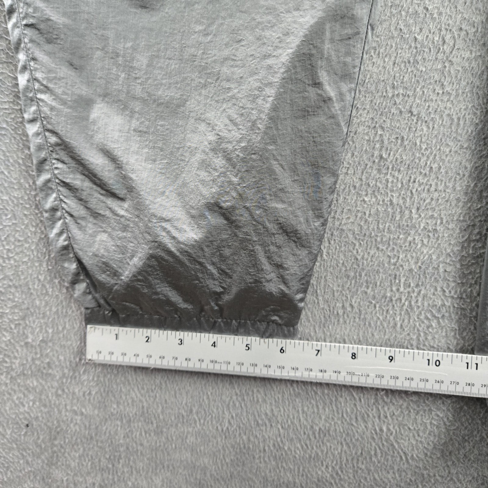 Xersion Men Pants L Gray Nylon Polyester Windbreaker Lifestyle Woven NWT