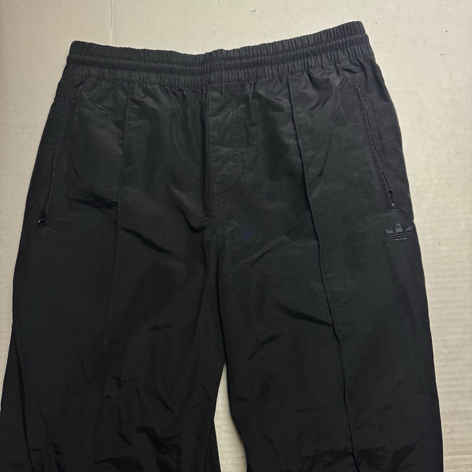 adidas Skateboarding Pintuck Unisex Pants In Black Size: Medium 27.5″ Inseam