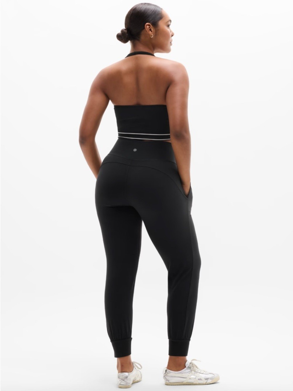 Athleta Salutation High Rise Jogger Black Powervita Women’s Small