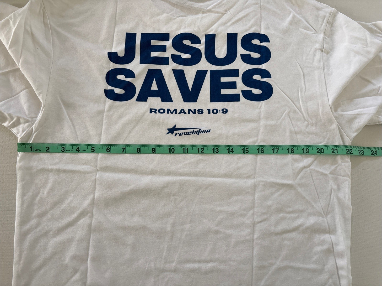 christian apparel revelation Jesus Saves Tee Romans 10:9 White Size XL – NWOT