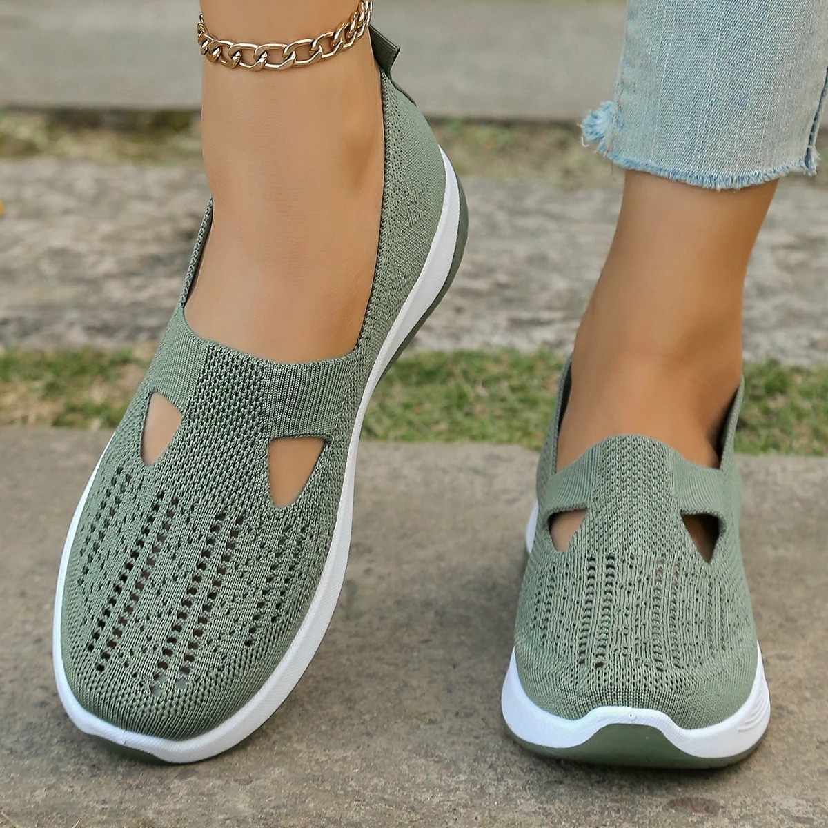 Women Mesh Flats Shoes Breathable Slip On Walking Sneakers Soft Non Slip Casual
