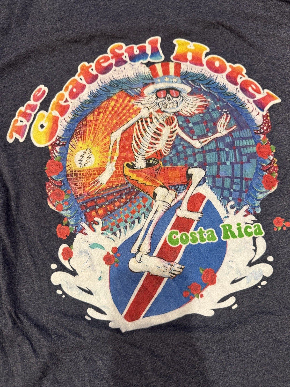 Grateful Hotel t-shirt Skeleton surfing in Costa Rica Size XL