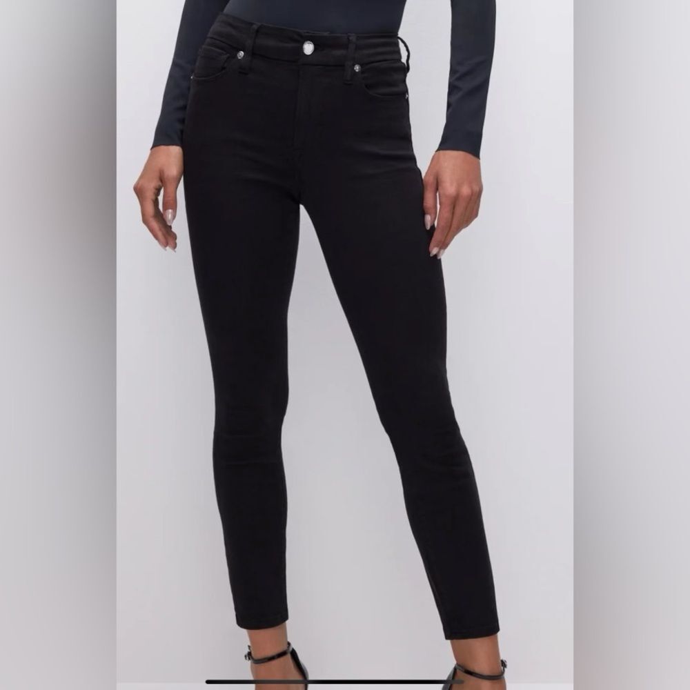 NWT Good American Black Wash Good Legs Crop Size: 00/24