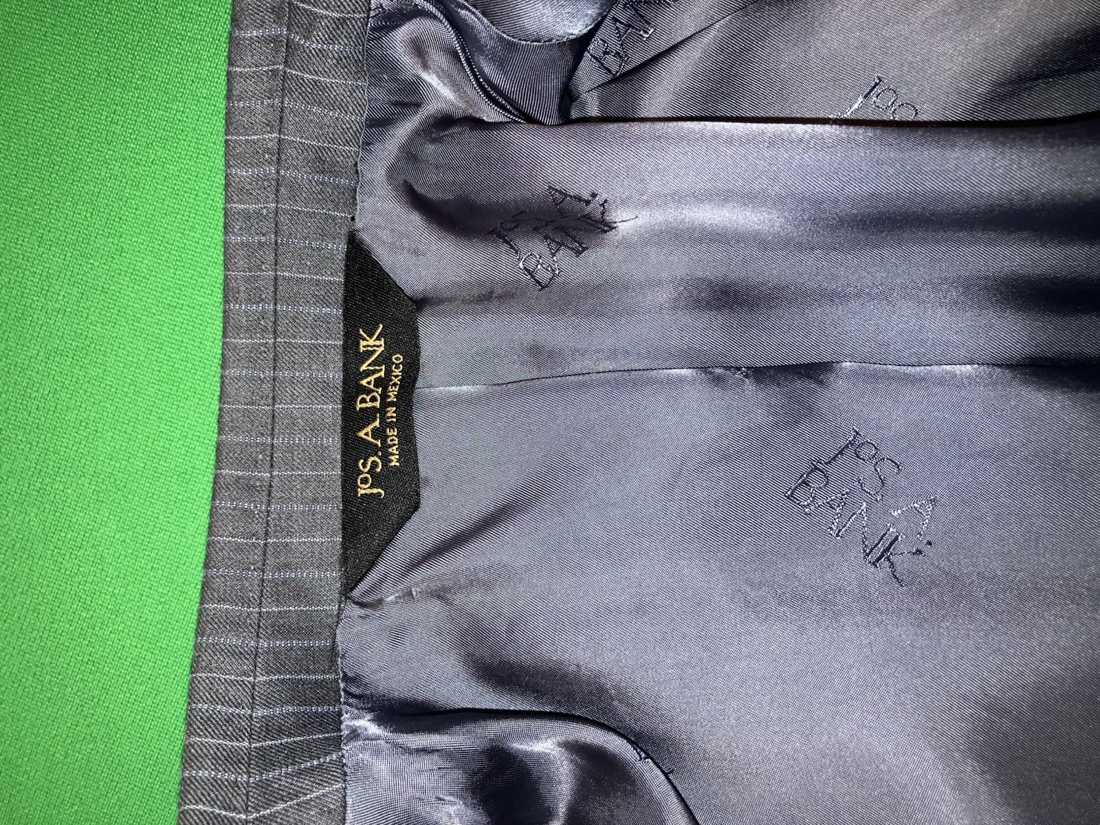Joseph A Bank Men’s Gray Striped Blazer Size 40 Excellent Condition