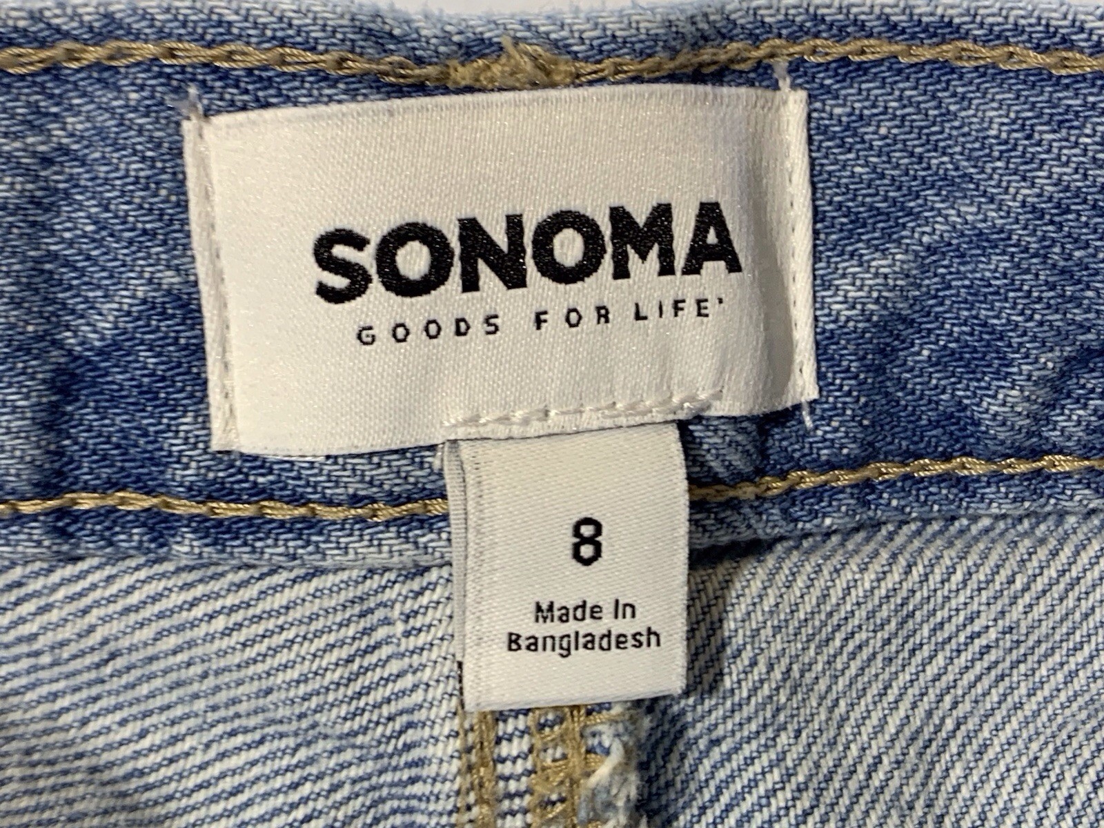 Sonoma Womens Mid Rise Relaxed Denim Shorts Size 8 Blue Frayed Raw Hem Casual