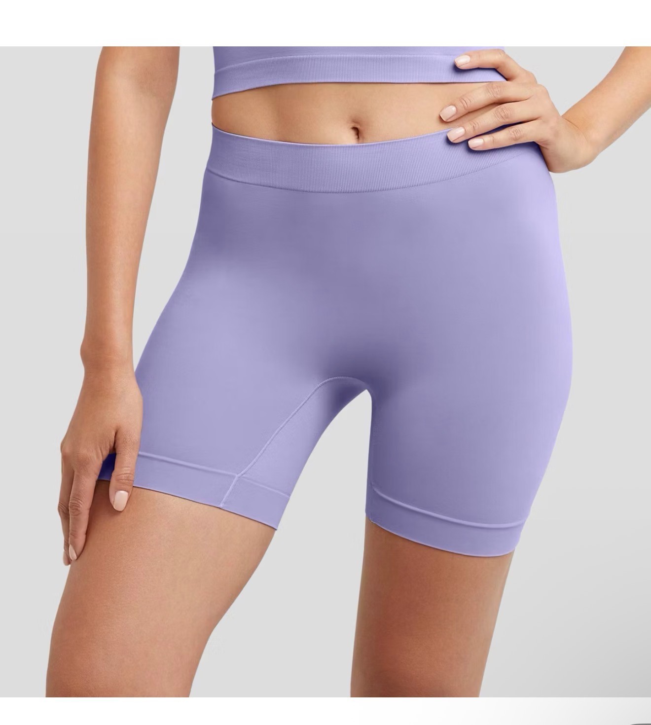 Maidenform Women’s Shapewear Seamless Smoothing Light Shaping Shorts MST003