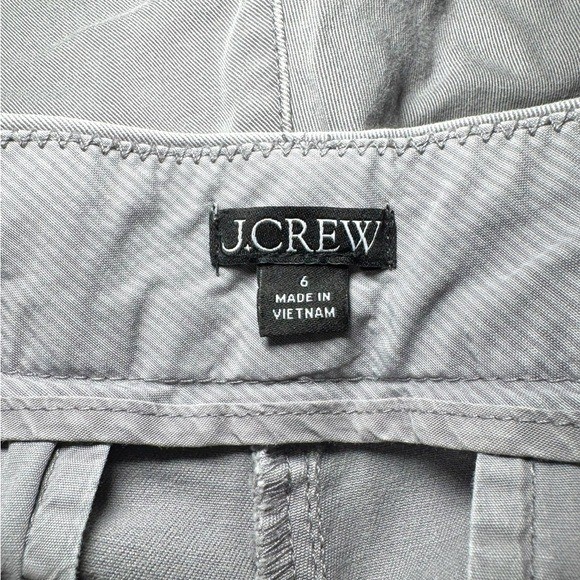 J. Crew Light Gray Women’s Shorts 7″ Inseam Sz 6 EUC