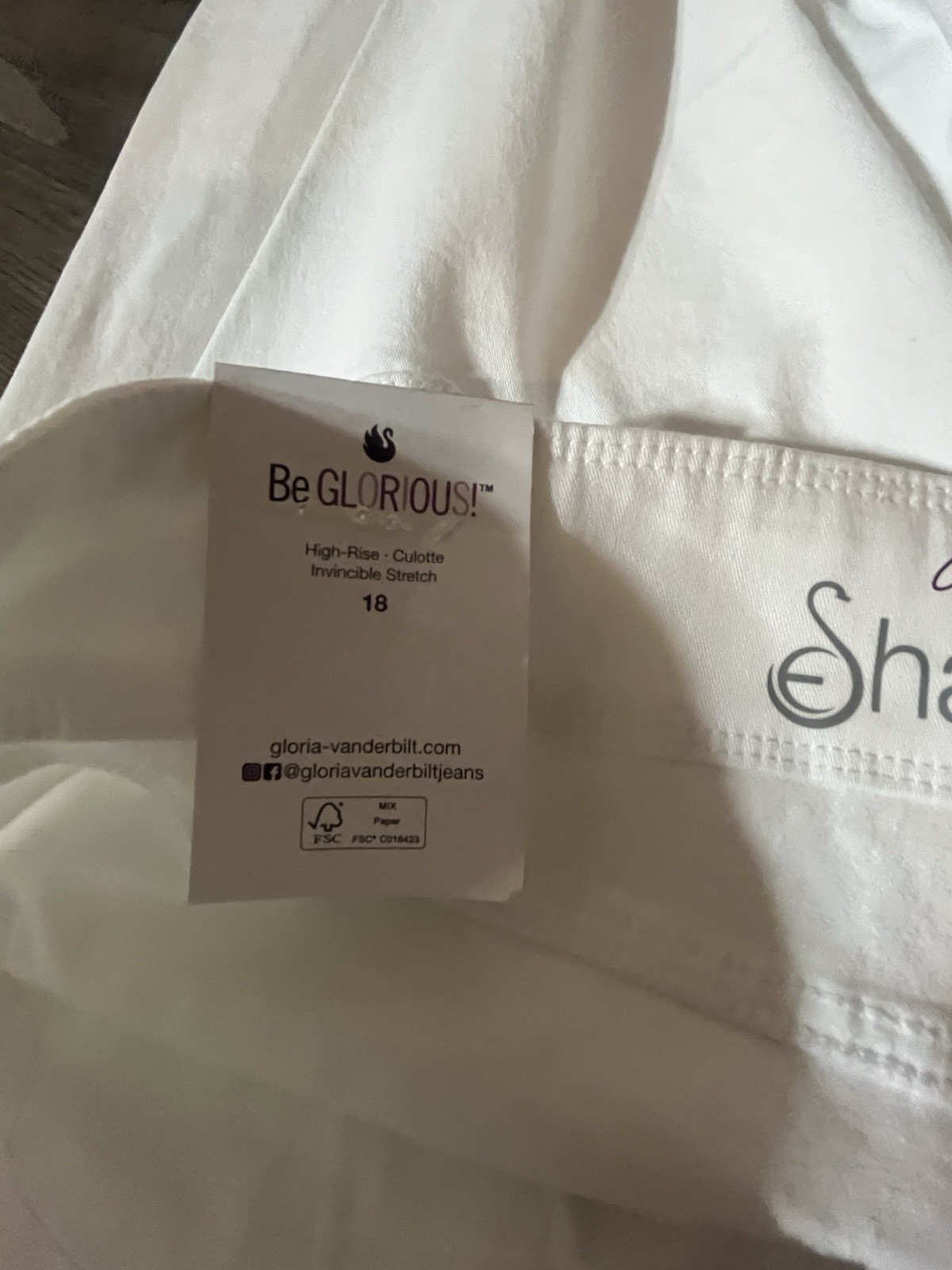 Gloria Vanderbilt Shape Effect Tummy Sculpt High-Rise Stretch Culotte Jeans 18