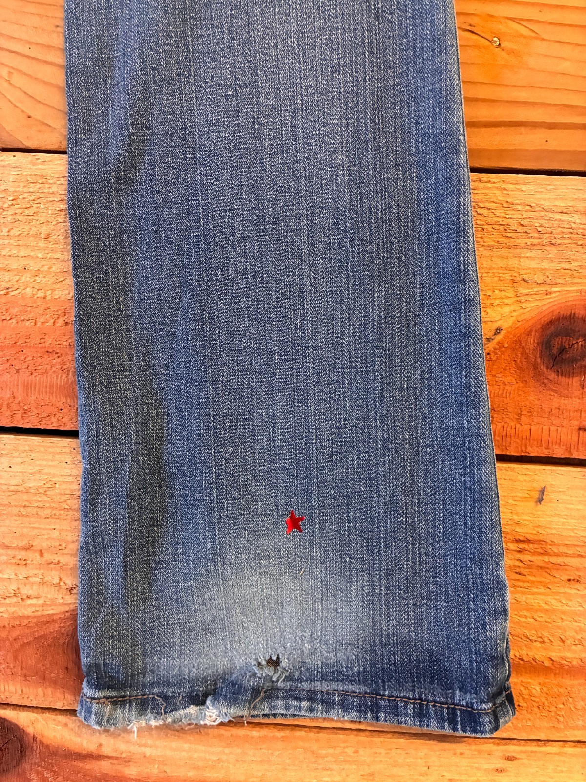 Levi’s 524 Too Superlow Black Bat Wing Low Rise Bootcut Flare Denim Jeans 31×29