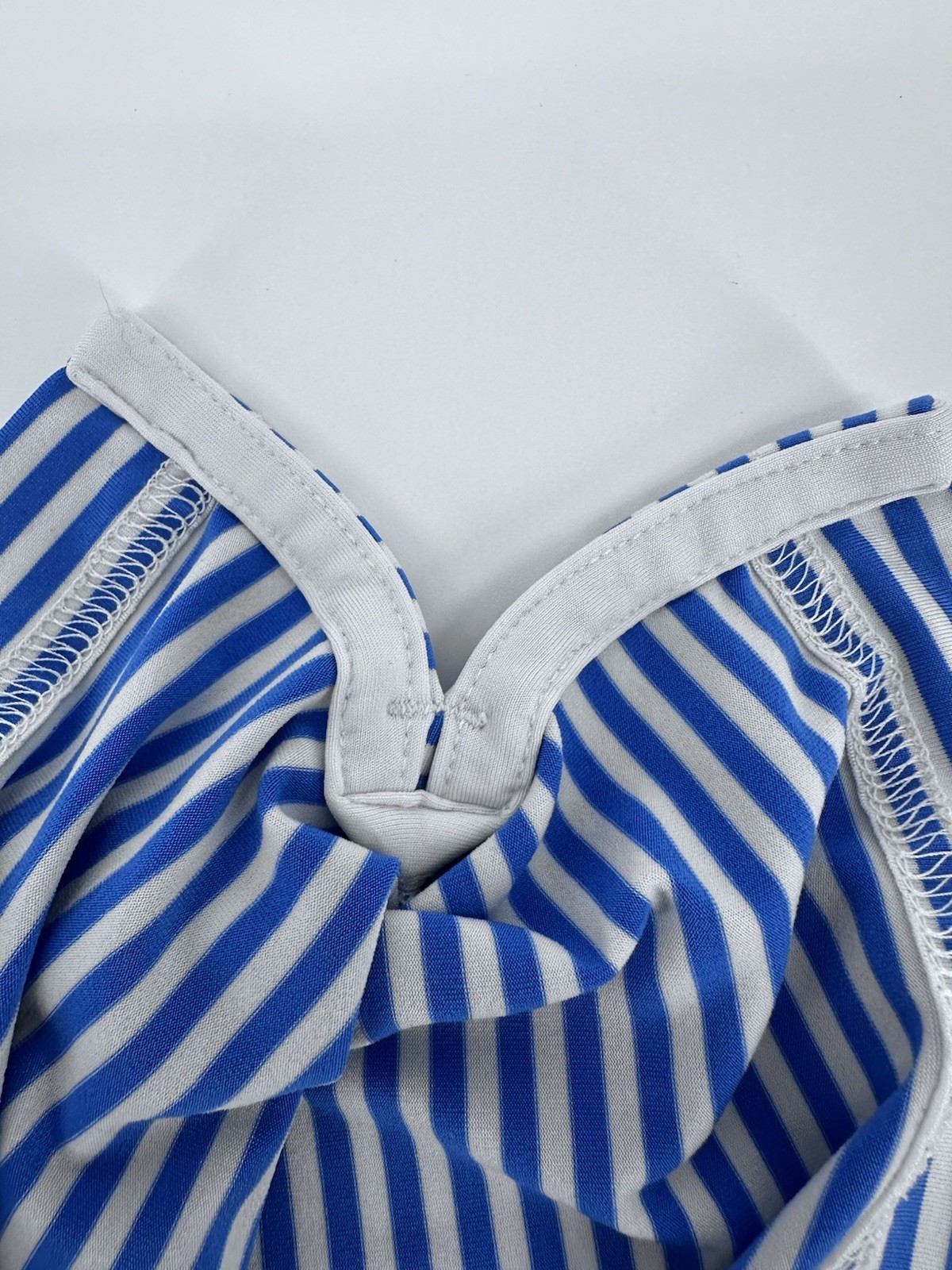 Roundtree & Yorke Mens L White And Blue Striped Performance Polo Shirt Stretch