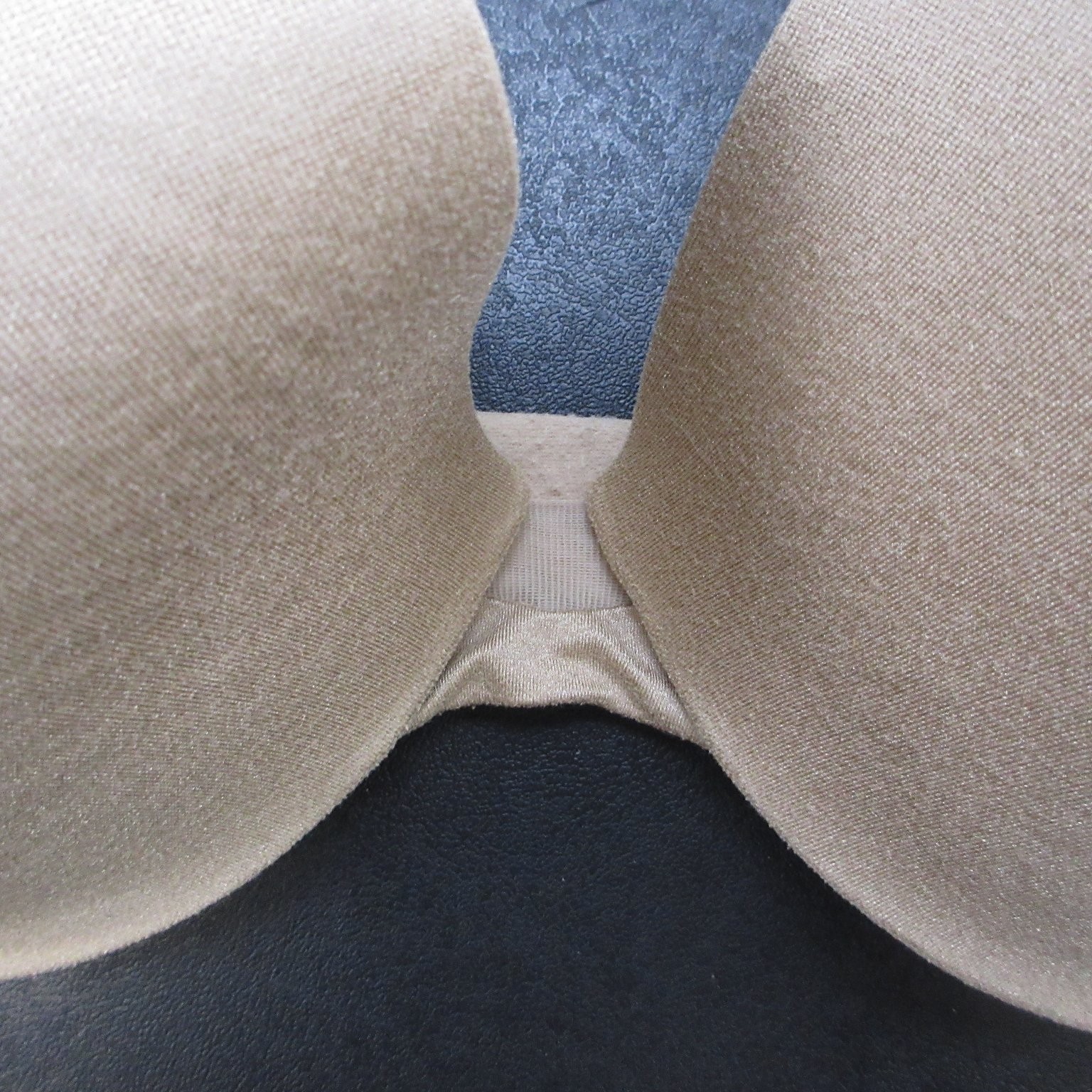 Maidenform Women’s Bra Nude 34D Padded Underwire Seamless T-Shirt Comfort