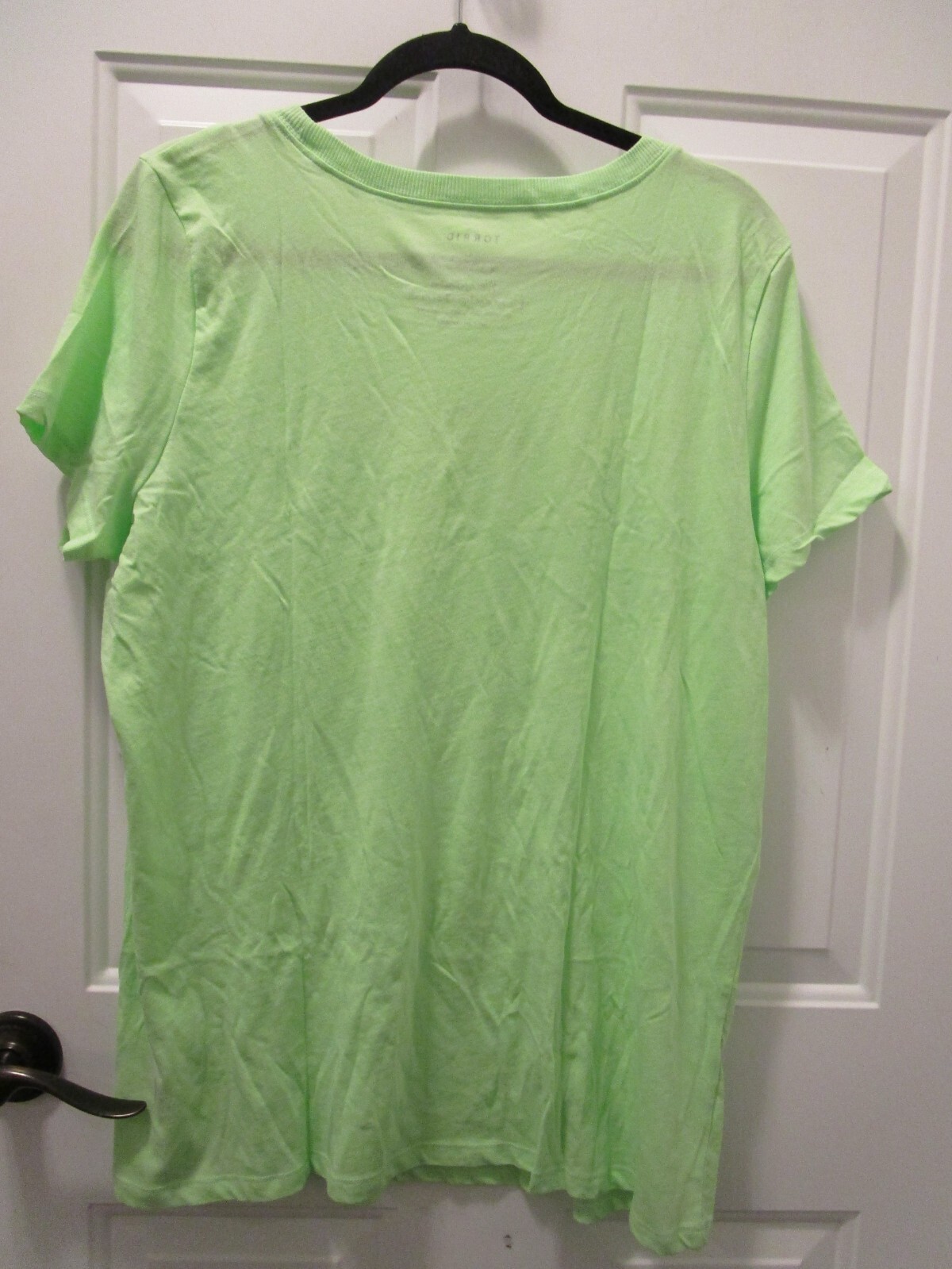 TORRID GREEN “NEVER PERFECT ALWAYS BEAUTIFUL” S/S CREW TEE TOP NEW