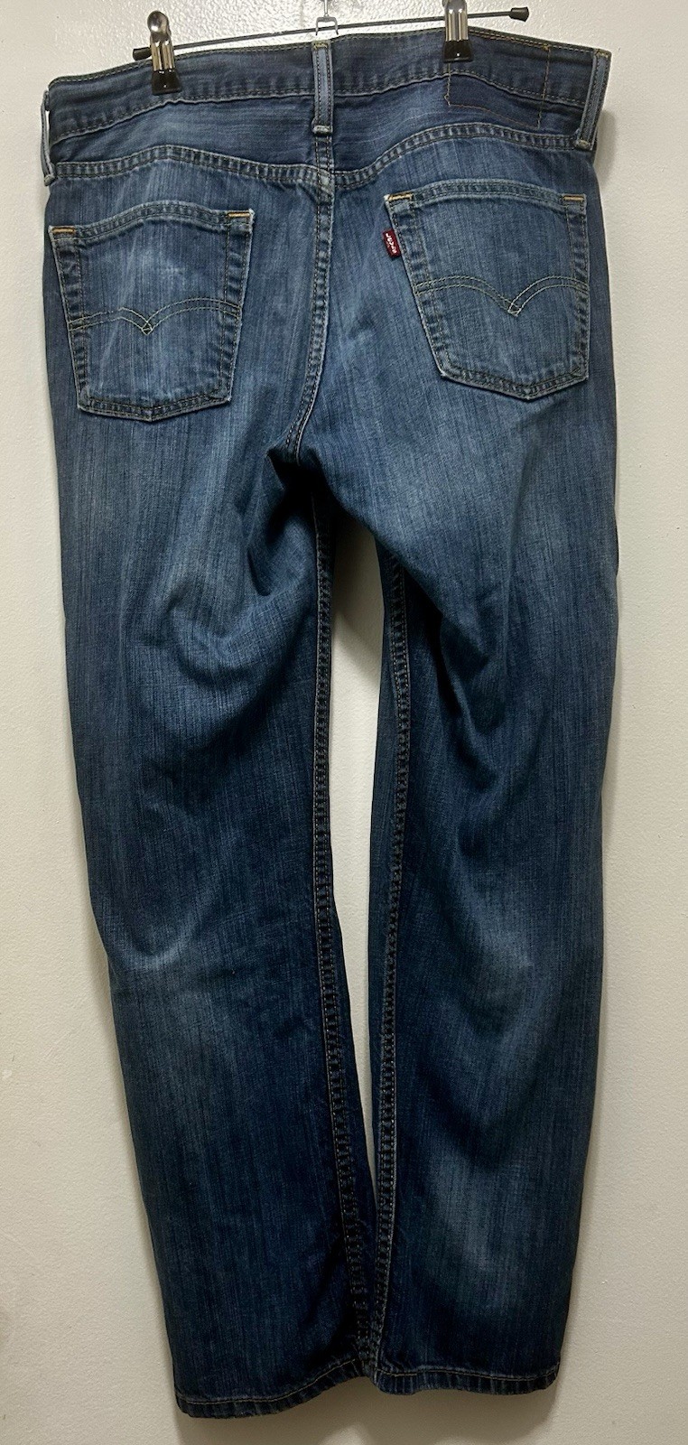 Levi’s 514 Straight Fit Men’s Jeans – No Paper Tag