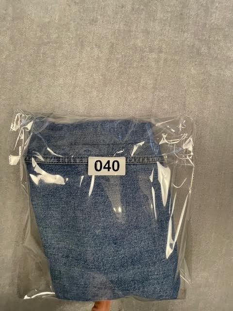 Levi’s 505 Regular Fit Jeans mens Size 36 x 32 – Blue