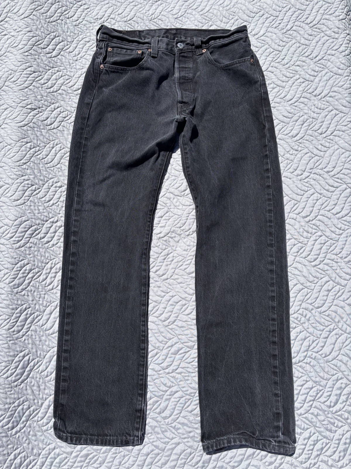 Levi’s 501 Jeans Men 33×32 Black Button Fly Straight Leg Original Fit Denim