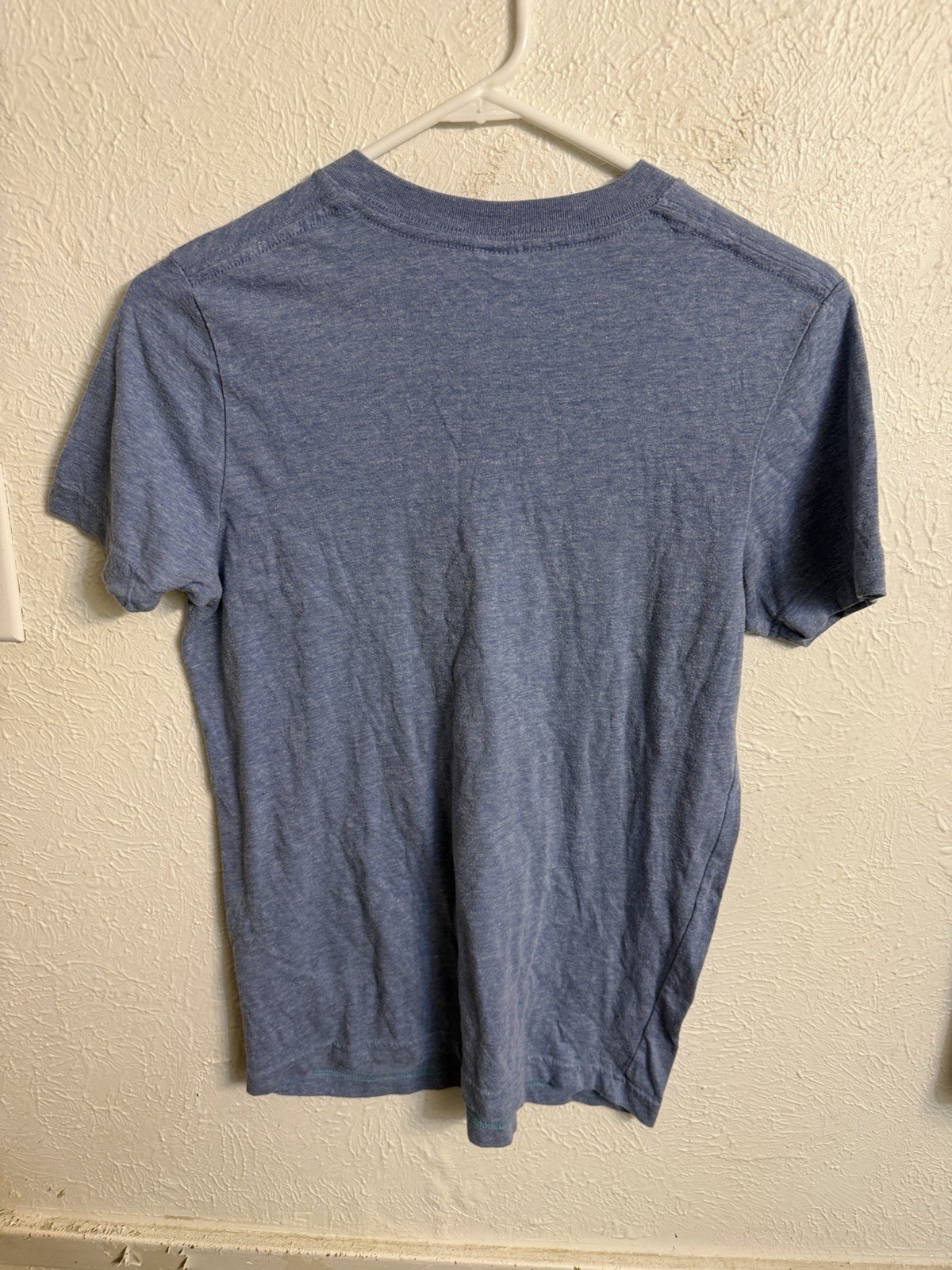 Hollister Men’s S Blue V-Neck Short Sleeve Cotton Knit Logo T-Shirt